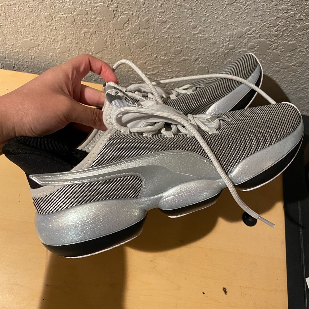Puma hybrid shoes